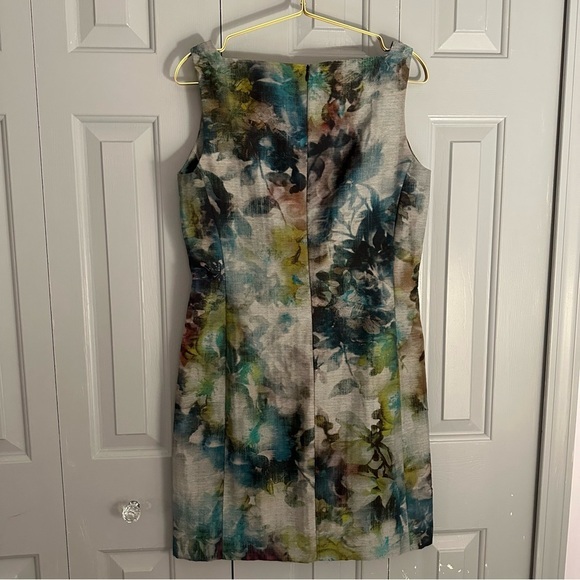 Josie Natori muted‎ watercolor floral dress. Size 6. EUC - Picture 3 of 10